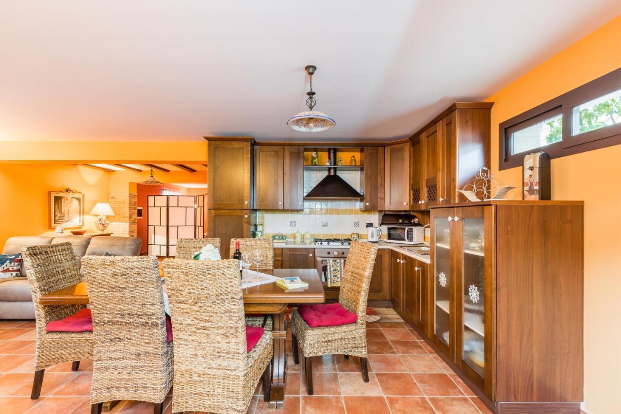 אבולה Sealand House Near The Sandy Beach, Parking & Wifi מראה חיצוני תמונה