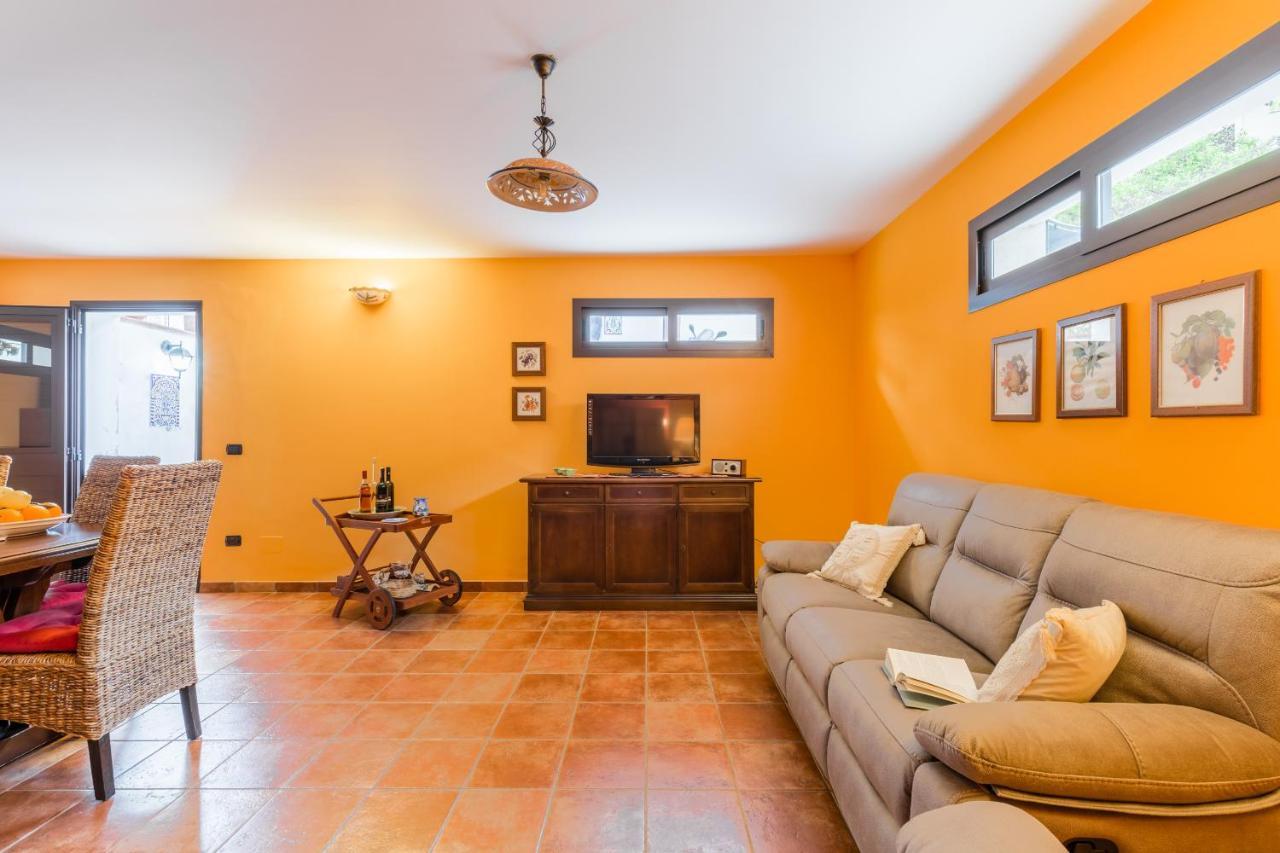 אבולה Sealand House Near The Sandy Beach, Parking & Wifi מראה חיצוני תמונה